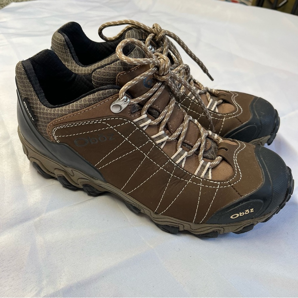 Oboz Bridger Low waterproof brown hiking shoes low-ankle women’s size 9.5